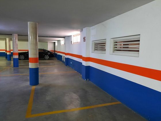 Foto 2 de Garaje en venta en carretera Palencia de 9 m²