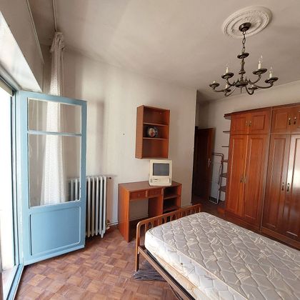 Foto 1 de Pis en venda a calle Nueva de 3 habitacions amb terrassa i calefacció