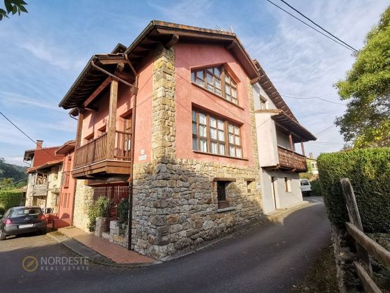 Foto 2 de Casa en venda a Piloña de 3 habitacions amb terrassa i balcó