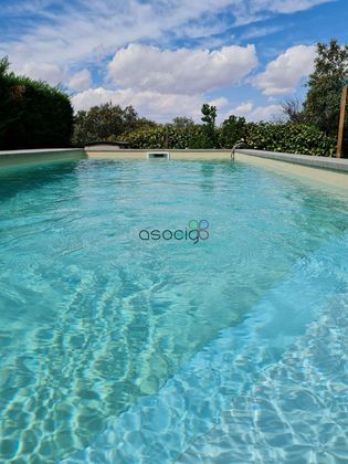 Foto 1 de Venta de casa en Valdeaveruelo de 4 habitaciones con piscina