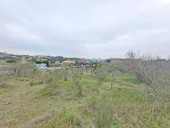 Foto 2 de Venta de terreno en Cabanillas del Campo de 1800 m²