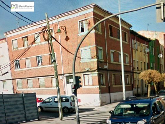 Foto 1 de Edifici en venda a La Vega - Oteruelo de 1000 m²