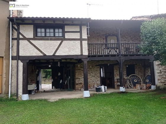 Foto 1 de Casa en venda a Medina de Rioseco de 3 habitacions amb balcó