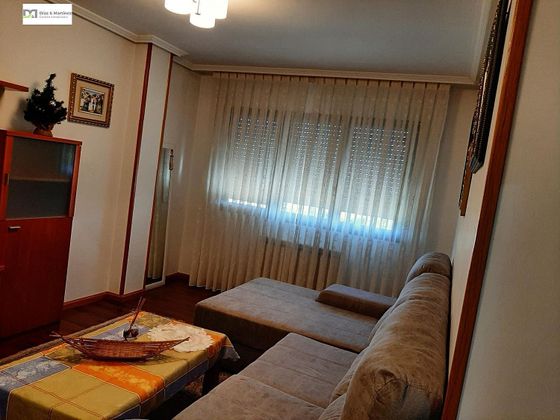 Foto 2 de Pis en venda a Villaquilambre de 2 habitacions amb garatge i calefacció
