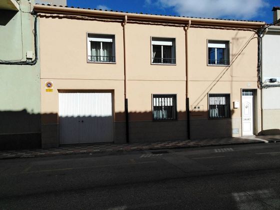 Foto 1 de Xalet en venda a Almansa de 1 habitació amb terrassa i garatge