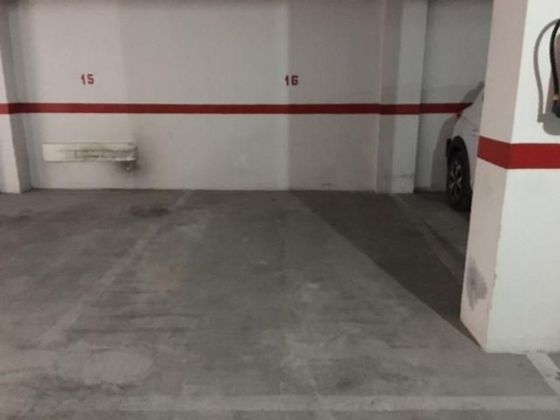 Foto 2 de Alquiler de garaje en Almansa de 16 m²