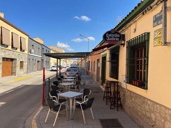 Foto 2 de Local en venda a Almansa amb terrassa i garatge
