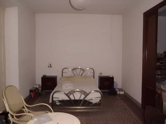 Foto 2 de Venta de casa en Almansa de 5 habitaciones y 750 m²