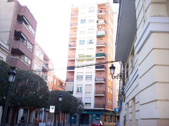 Foto 1 de Venta de piso en Almansa de 4 habitaciones con balcón y calefacción