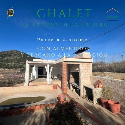 Foto 1 de Chalet en venta en Font de la Figuera (la) de 3 habitaciones con terraza y garaje