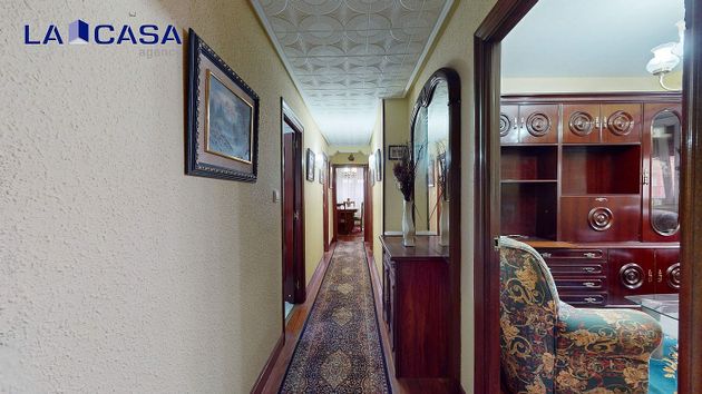 Foto 2 de Piso en venta en Erandio de 3 habitaciones con balcón