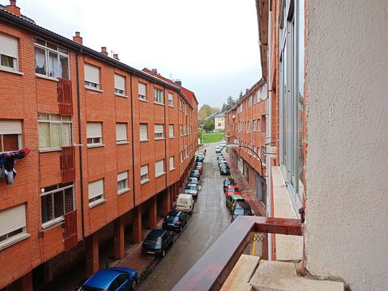 Foto 1 de Piso en venta en Villablino de 3 habitaciones con balcón