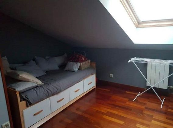 Foto 2 de Ático en venta en Bergondo de 2 habitaciones con terraza y garaje