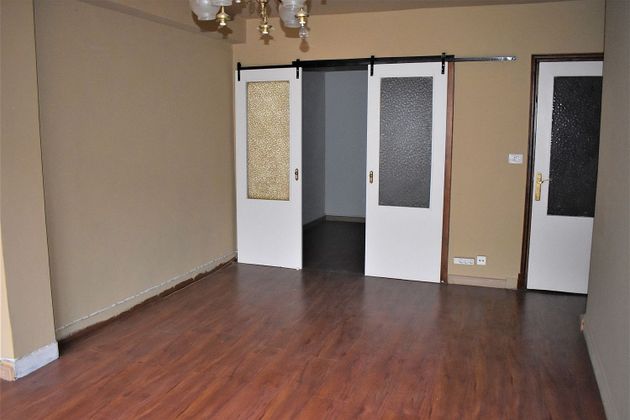 Foto 2 de Piso en venta en Centro - Recinto Amurallado de 1 habitación con garaje y ascensor
