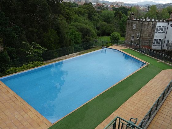 Foto 1 de Piso en venta en Castrelos - Sardoma de 3 habitaciones con piscina y garaje