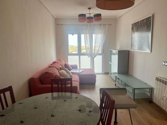 Foto 2 de Pis en venda a calle Ana Isabel Sanchez Torralba de 2 habitacions amb terrassa i piscina