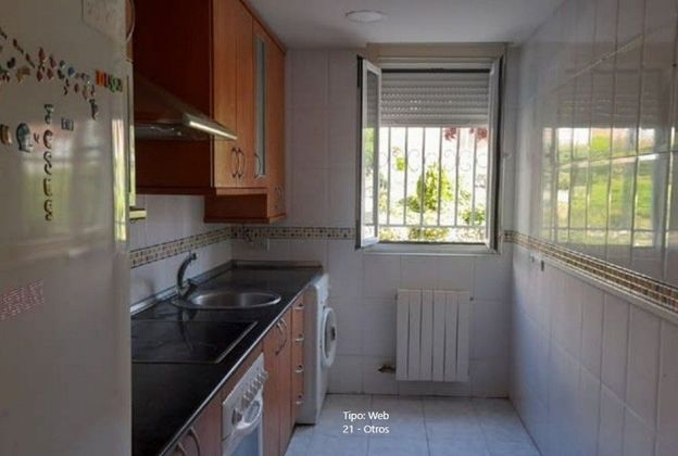 Foto 2 de Pis en venda a calle De Los Mozárabes de 1 habitació amb garatge i calefacció