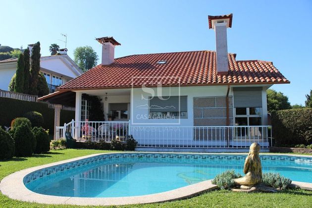Foto 1 de Xalet en venda a Nigrán de 6 habitacions amb terrassa i piscina