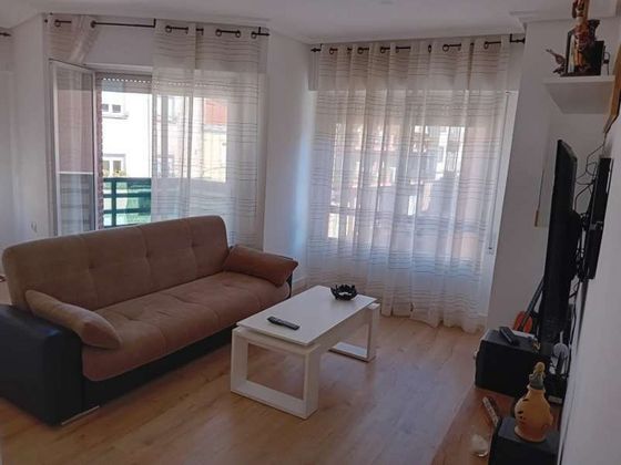Foto 1 de Pis en venda a Albelda de Iregua de 3 habitacions amb terrassa i calefacció