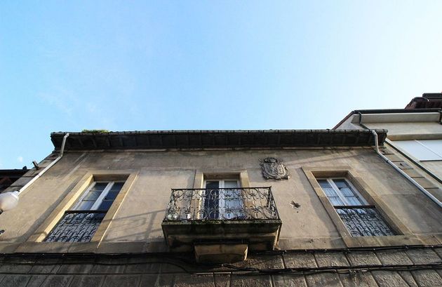 Foto 1 de Casa adossada en venda a Villaviciosa - Amandi de 5 habitacions amb terrassa i jardí