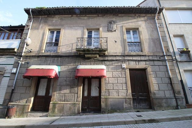 Foto 2 de Casa adossada en venda a Villaviciosa - Amandi de 5 habitacions amb terrassa i jardí