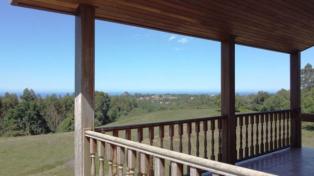 Foto 2 de Xalet en venda a Pría-Nueva-Hontoria-Naves de 3 habitacions amb terrassa i garatge