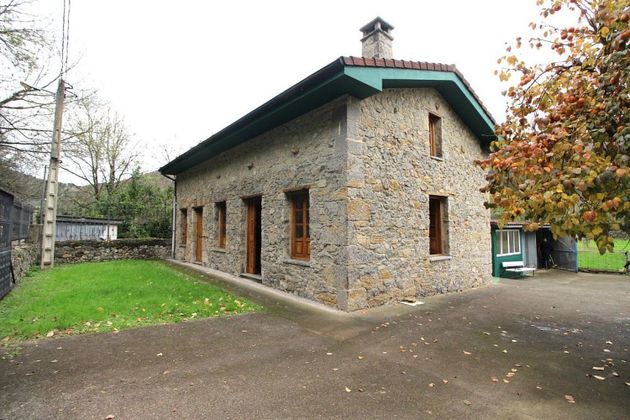 Foto 1 de Xalet en venda a Parroquias de Oviedo de 5 habitacions amb terrassa i garatge