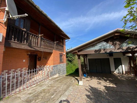 Foto 2 de Casa adossada en venda a Vibaña-Ardisana-Caldueño de 4 habitacions amb terrassa i garatge