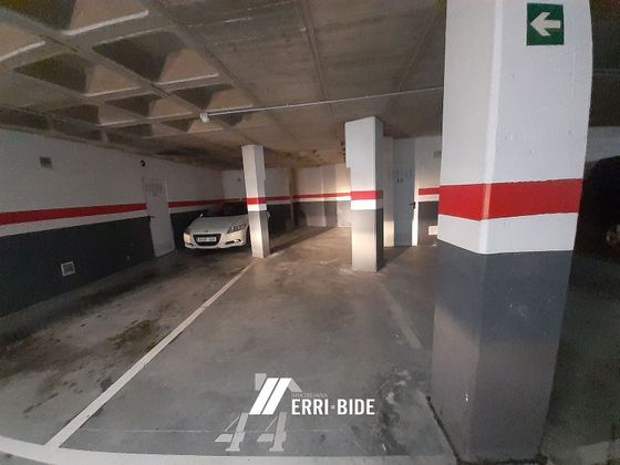 Foto 2 de Venta de garaje en calle Aureliano Galarza de 22 m²
