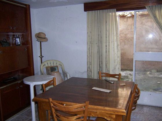Foto 2 de Venta de casa en calle Tamaron de 4 habitaciones con muebles