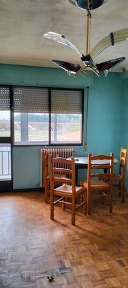 Foto 2 de Pis en venda a calle Duero de 3 habitacions amb terrassa i calefacció