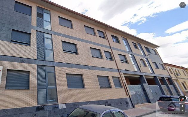 Foto 1 de Edifici en venda a Fuentes de Ebro amb ascensor