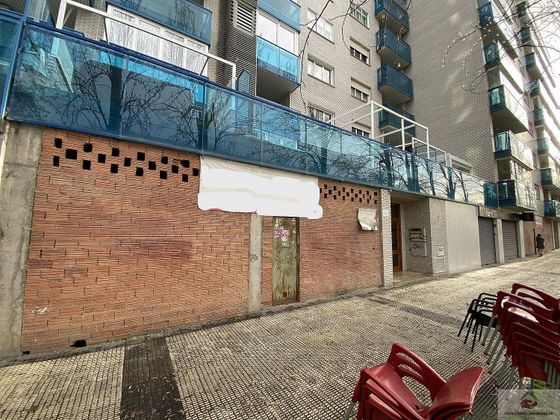 Foto 1 de Local en venda a calle De Pablo Ruiz Picasso de 149 m²