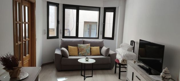 Foto 1 de Pis en lloguer a Canalejas - Gran Vía de 1 habitació amb mobles i calefacció