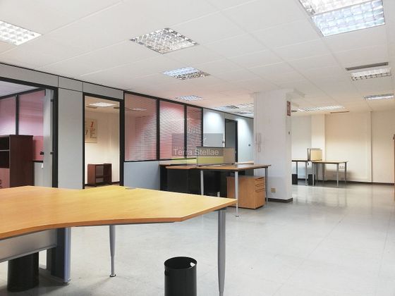Foto 2 de Oficina en alquiler en Ensanche - Sar de 115 m²