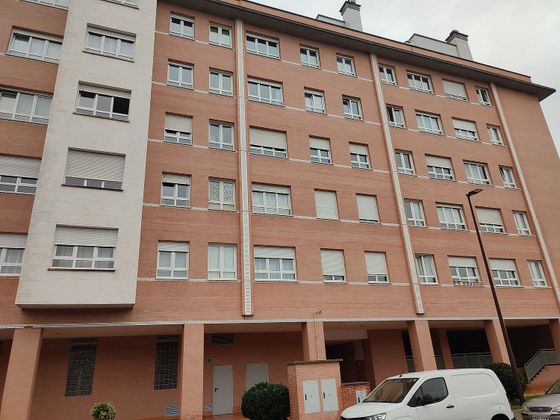 Foto 1 de Venta de piso en calle Jose Anton Magarzo de 3 habitaciones con terraza y piscina