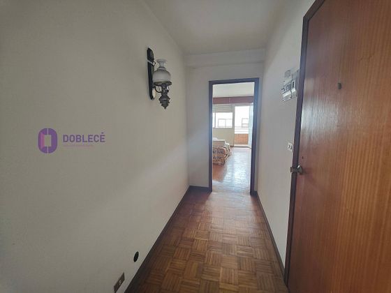 Foto 2 de Pis en venda a O Berbés - Peniche de 4 habitacions amb terrassa i garatge