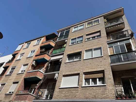 Foto 1 de Pis en venda a calle De Las Delicias de 3 habitacions amb balcó i aire acondicionat