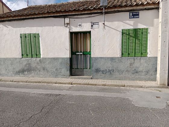 Foto 1 de Casa en venda a Martín Muñoz de las Posadas de 3 habitacions i 100 m²