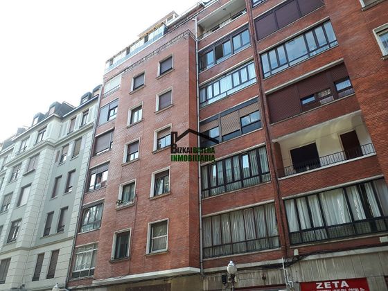 Foto 1 de Venta de piso en Barrio de Abando de 2 habitaciones con calefacción y ascensor