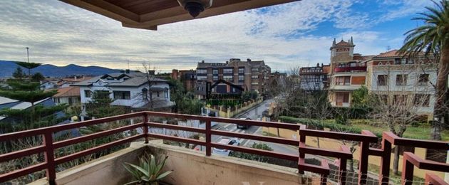 Foto 1 de Piso en venta en Neguri de 3 habitaciones con terraza y garaje