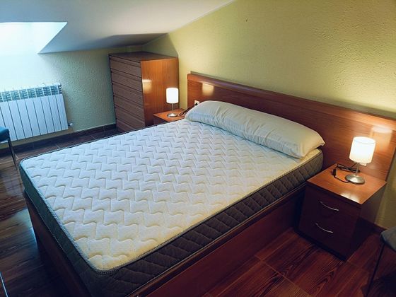 Foto 1 de Ático en alquiler en Castilla - Hermida de 2 habitaciones con muebles y calefacción