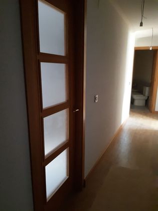 Foto 2 de Pis en venda a Cabrerizos de 2 habitacions amb garatge i calefacció