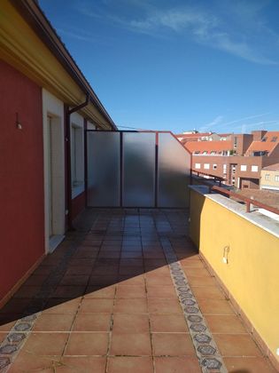 Foto 2 de Venta de ático en Villares de la Reina de 4 habitaciones con terraza y calefacción