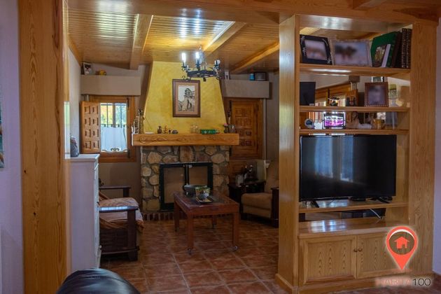 Foto 2 de Xalet en venda a Villalba de la Sierra de 5 habitacions amb piscina i garatge