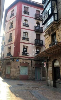 Foto 2 de Pis en venda a Casco Viejo de 6 habitacions amb terrassa i calefacció