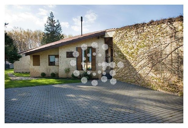 Foto 2 de Casa en venda a calle Bergara Errepidea de 3 habitacions amb piscina i garatge