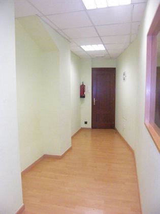 Foto 2 de Oficina en venta en Centro - Torrelavega con ascensor