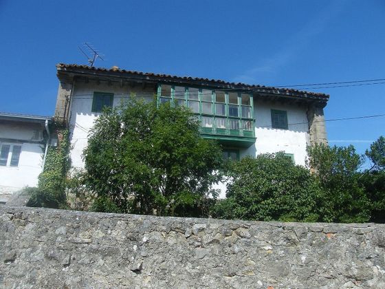Foto 1 de Casa rural en venda a Campoo de Yuso de 3 habitacions amb jardí