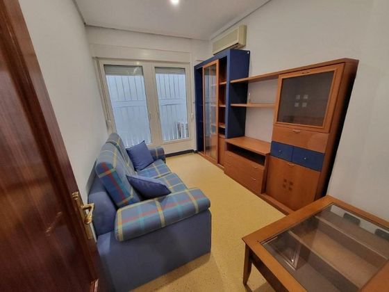 Foto 2 de Piso en venta en Indautxu de 2 habitaciones con aire acondicionado y calefacción